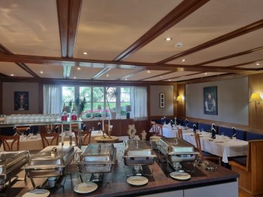 Buffet im Frühstücksraum