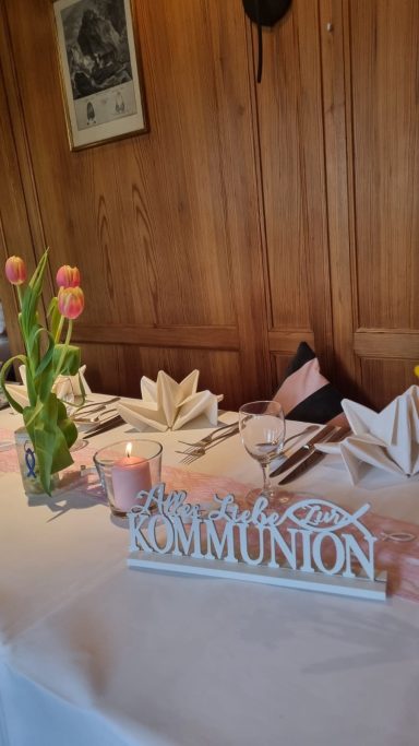 Kommunionsfeier in der Jägerstube